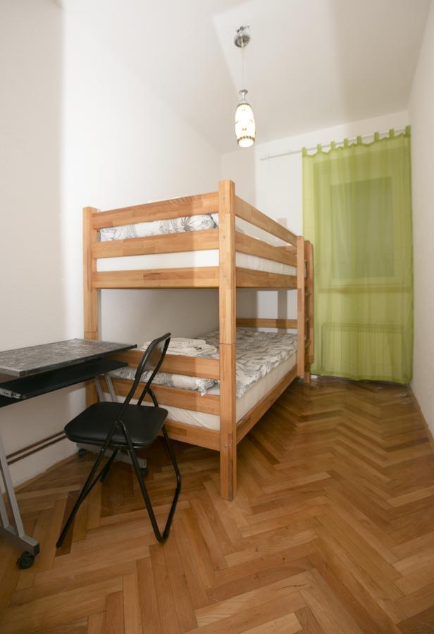 Downtown 3 Bedroom Apartment Сараєво Екстер'єр фото