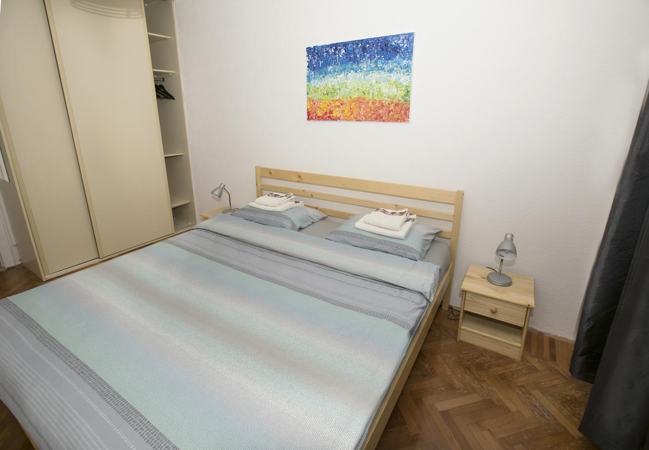 Downtown 3 Bedroom Apartment Сараєво Екстер'єр фото