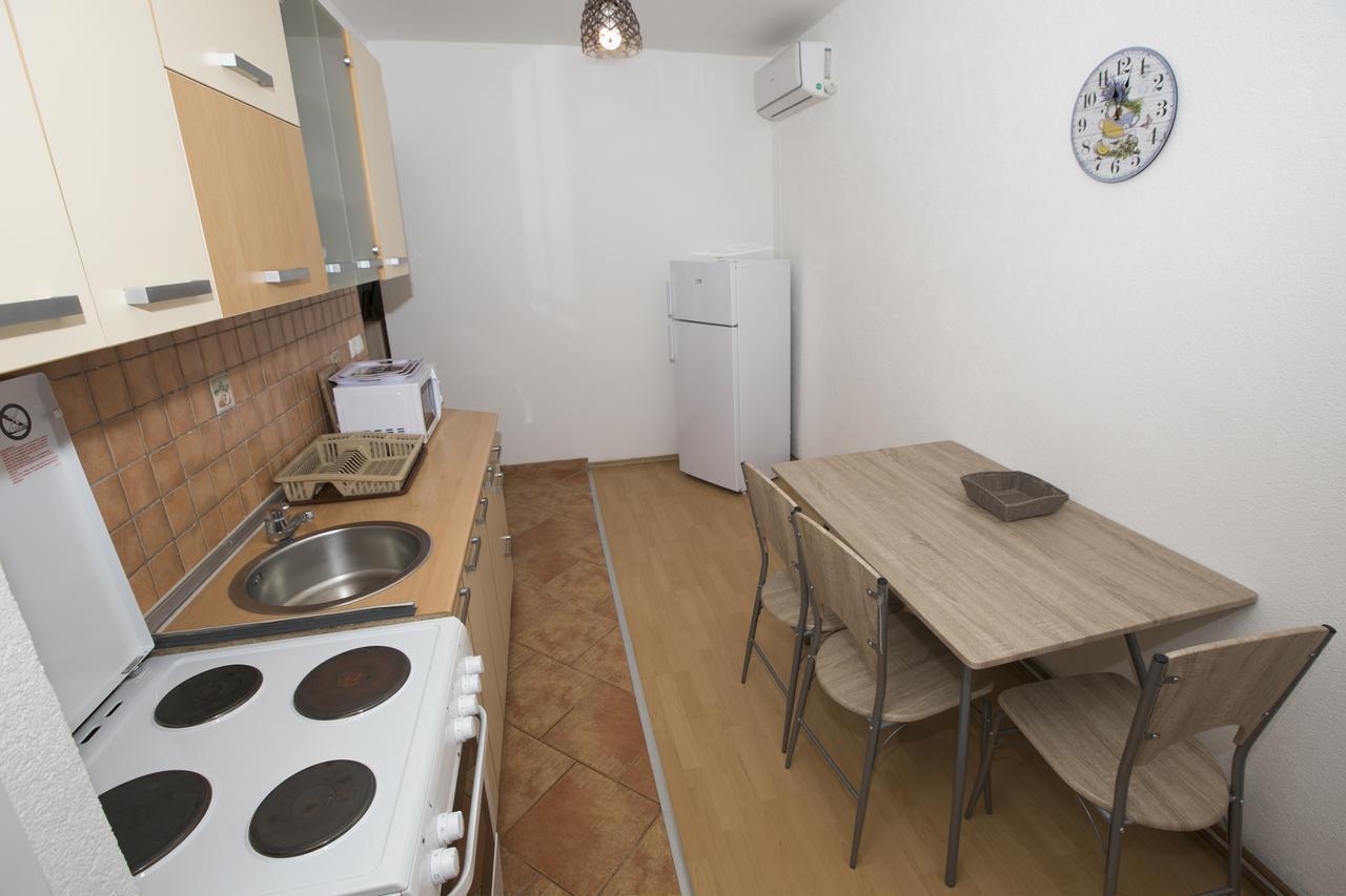 Downtown 3 Bedroom Apartment Сараєво Екстер'єр фото