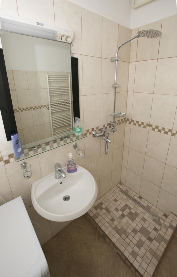 Downtown 3 Bedroom Apartment Сараєво Екстер'єр фото