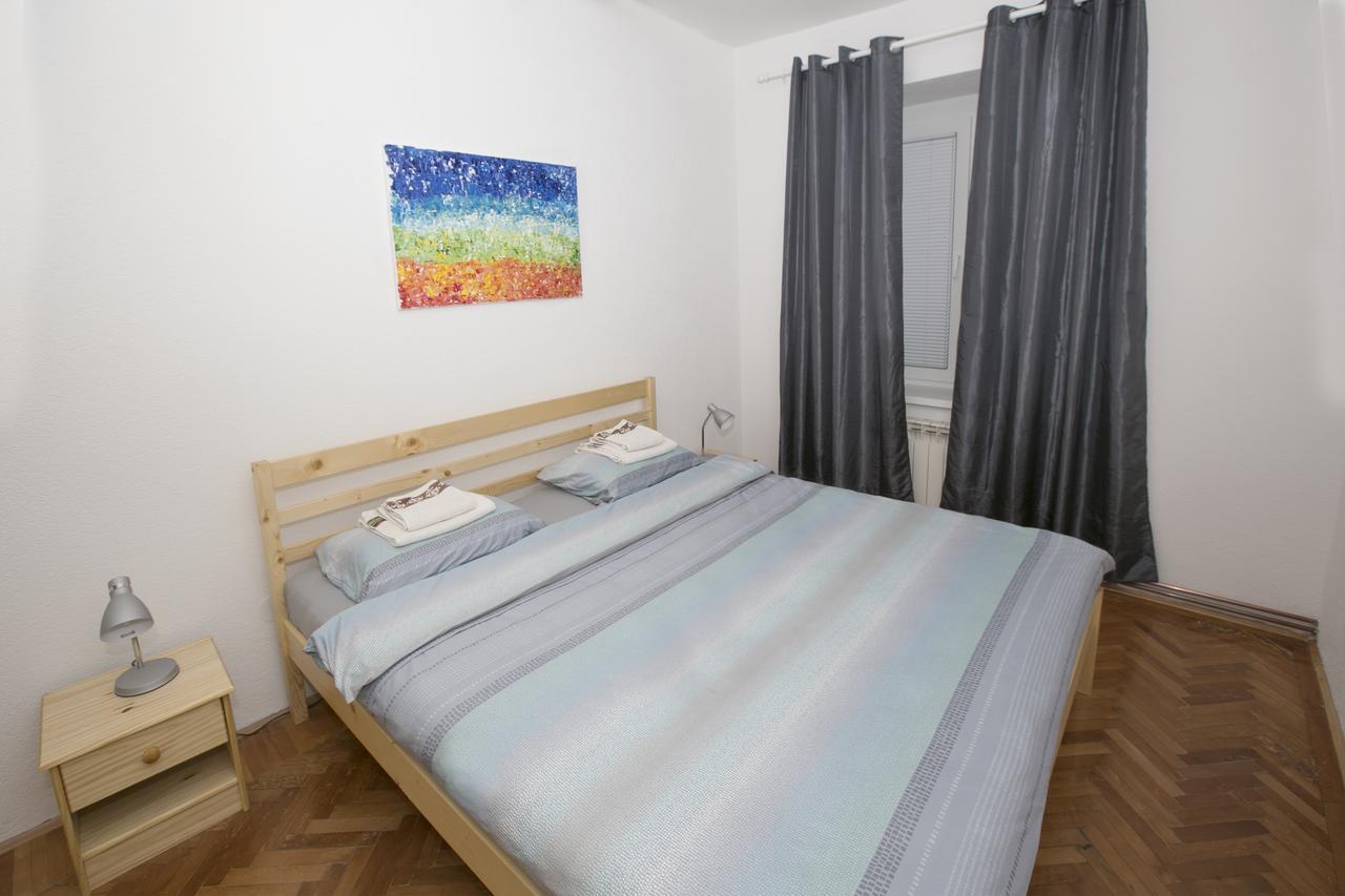 Downtown 3 Bedroom Apartment Сараєво Екстер'єр фото