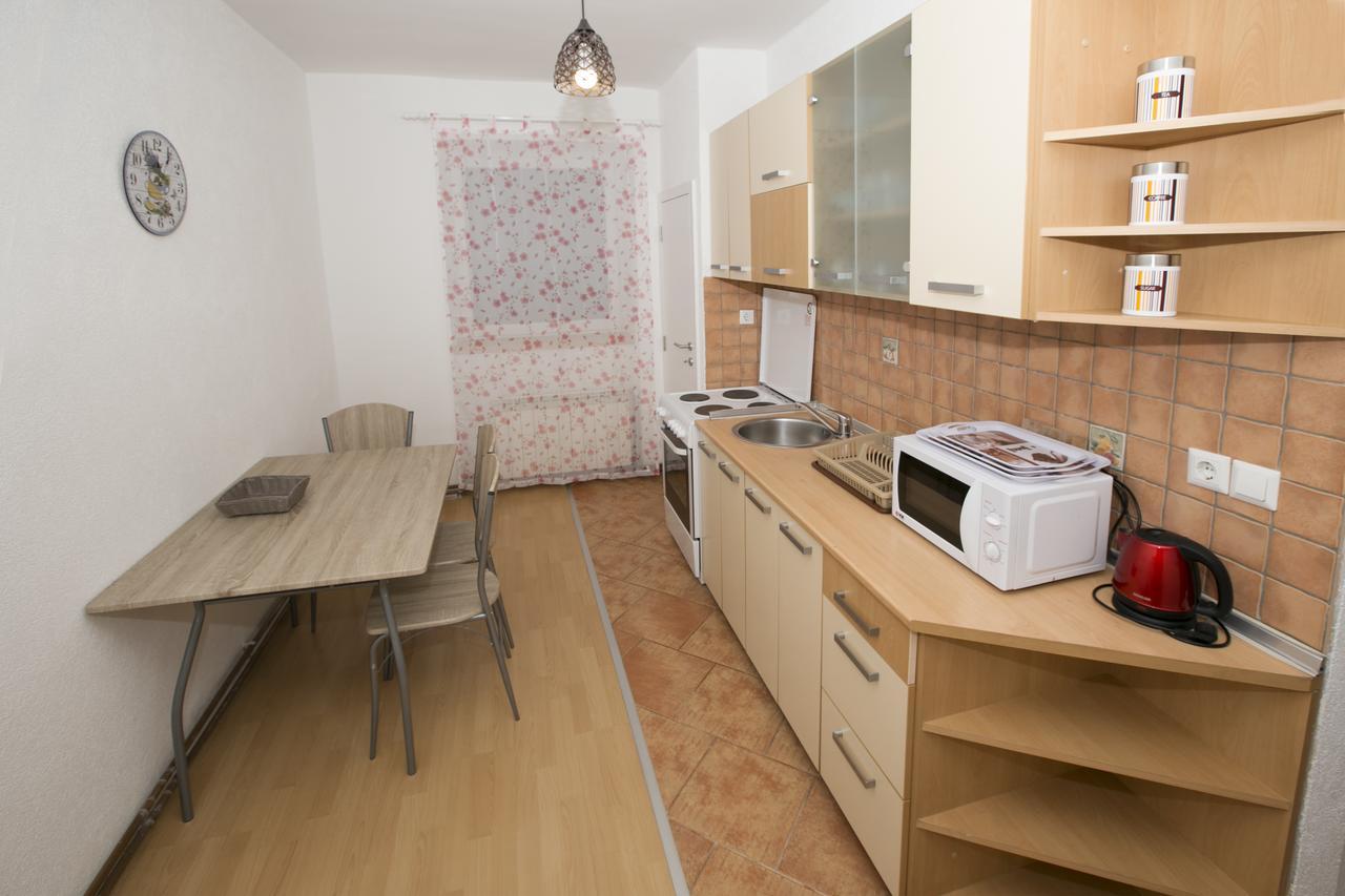 Downtown 3 Bedroom Apartment Сараєво Екстер'єр фото