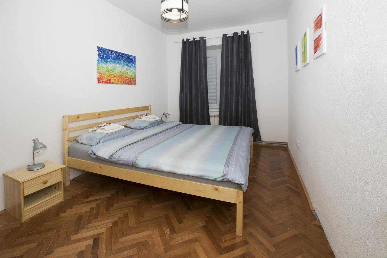 Downtown 3 Bedroom Apartment Сараєво Екстер'єр фото